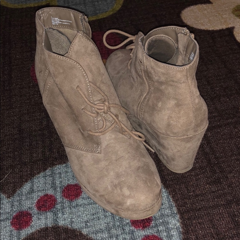 Boot Wedges - Picture 3 of 6